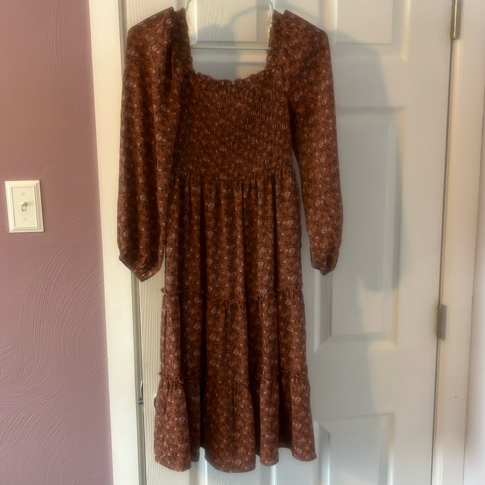 Women’s floral ruffled dress